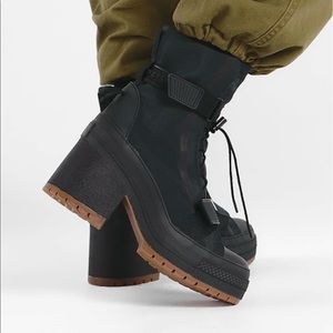 Converse Boots